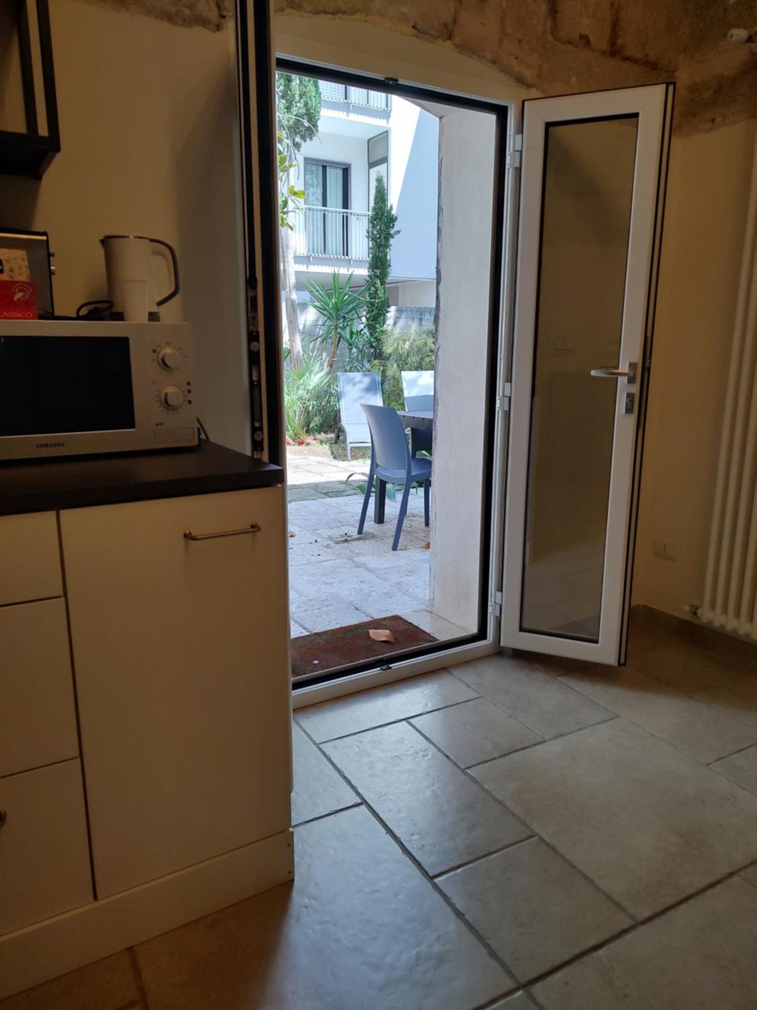 Ferienwohnung Barimetro Garden Capurso Exterior foto